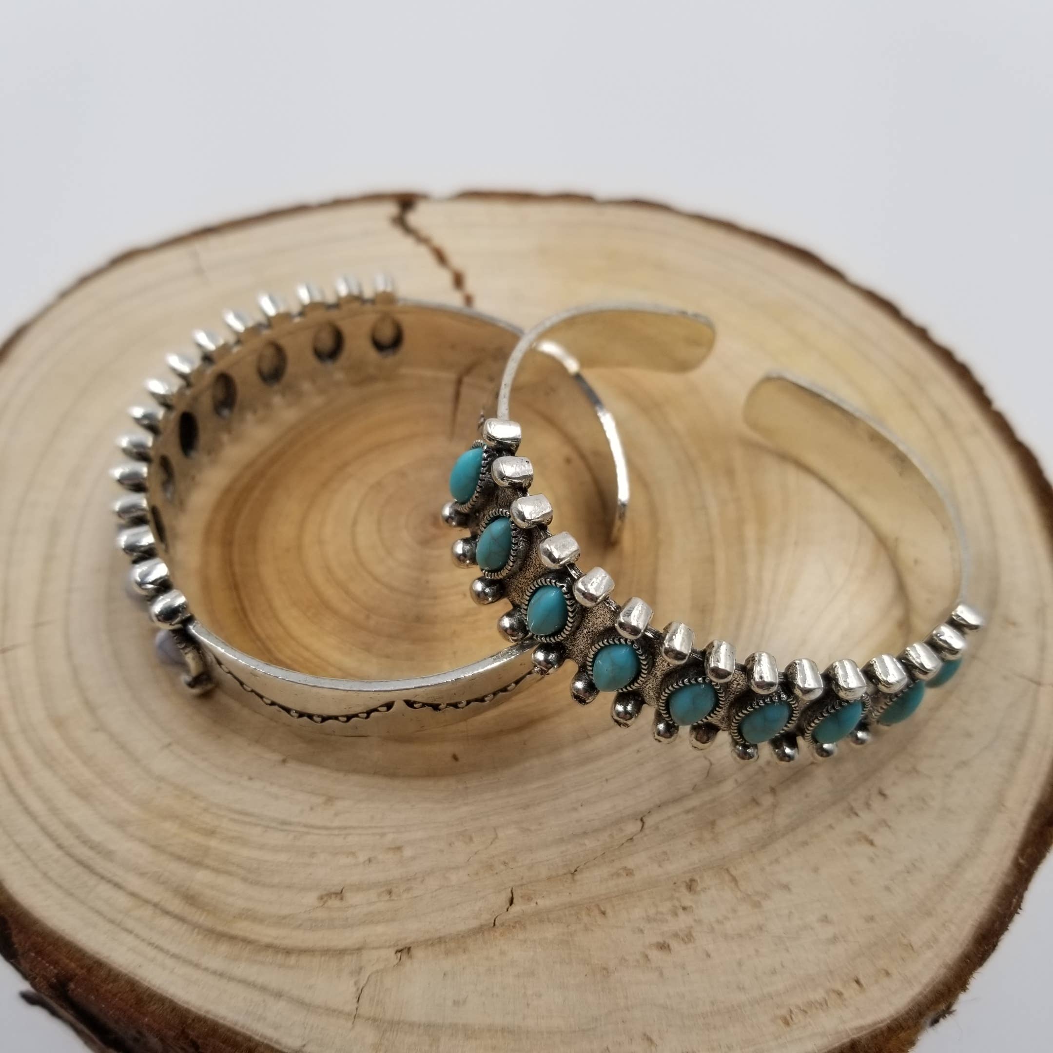 Vintage Turquoise Bracelet: Green