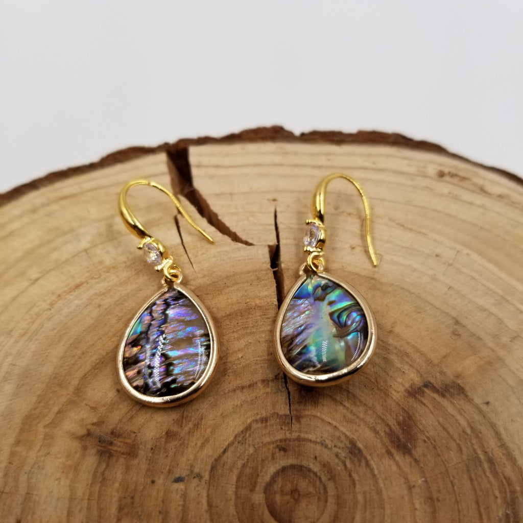 Natural Shell Drop Earrings: Black