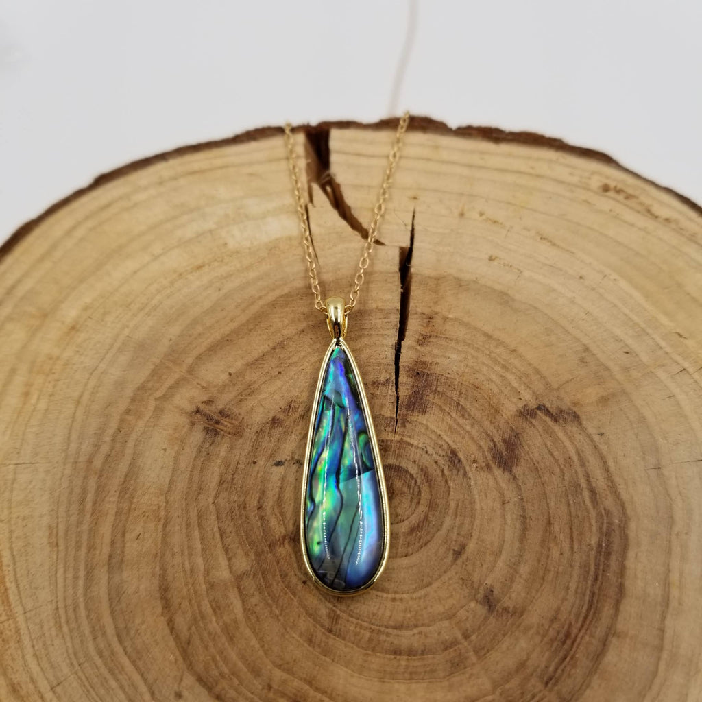 Natural Shell Drop Necklace: White