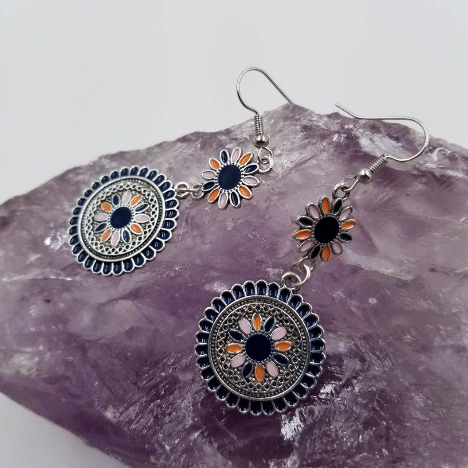 Vintage Daisy Circular Earrings