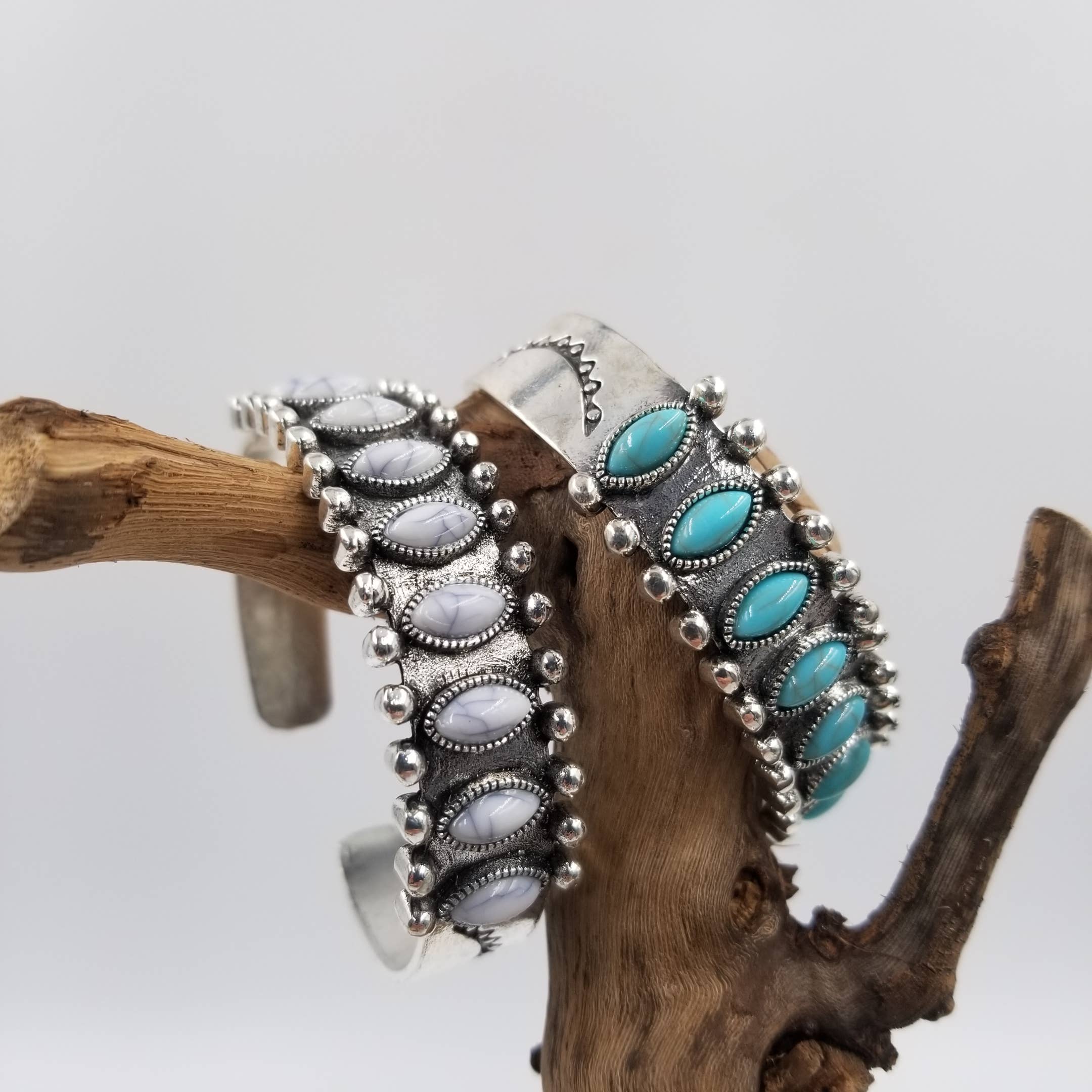 Vintage Turquoise Bracelet: Green