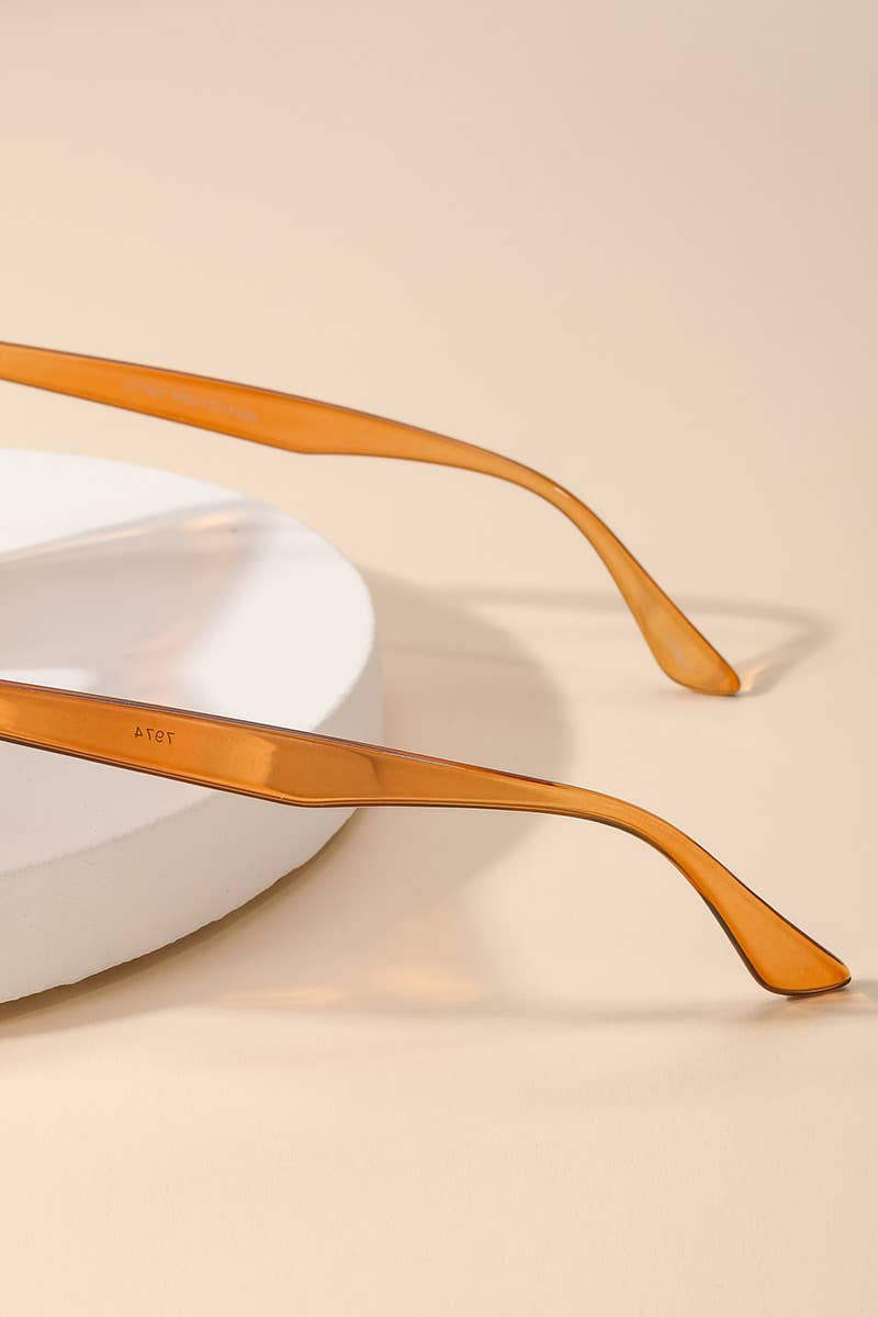 Twelve Piece Tortoise Fashion Sunglasses: ASSORTED