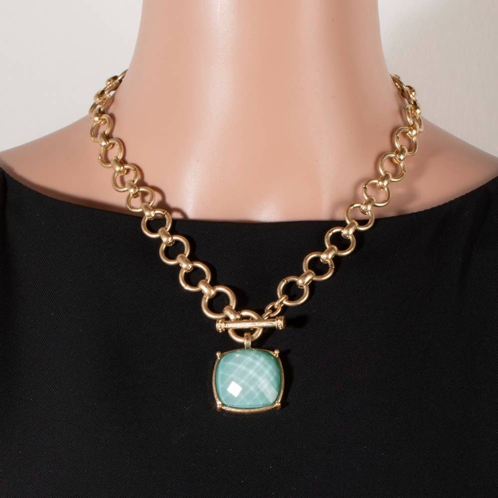 Large Square Faceted Stone Pendant Toggle Chain Necklace: SNOW