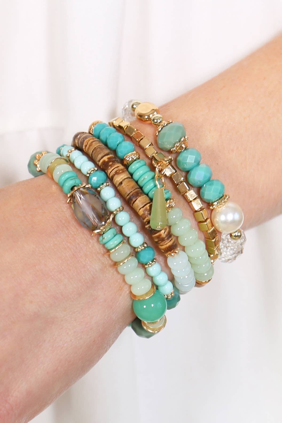 MULTI-STONE BEADS STACKABLE BRACELETS: CORAL