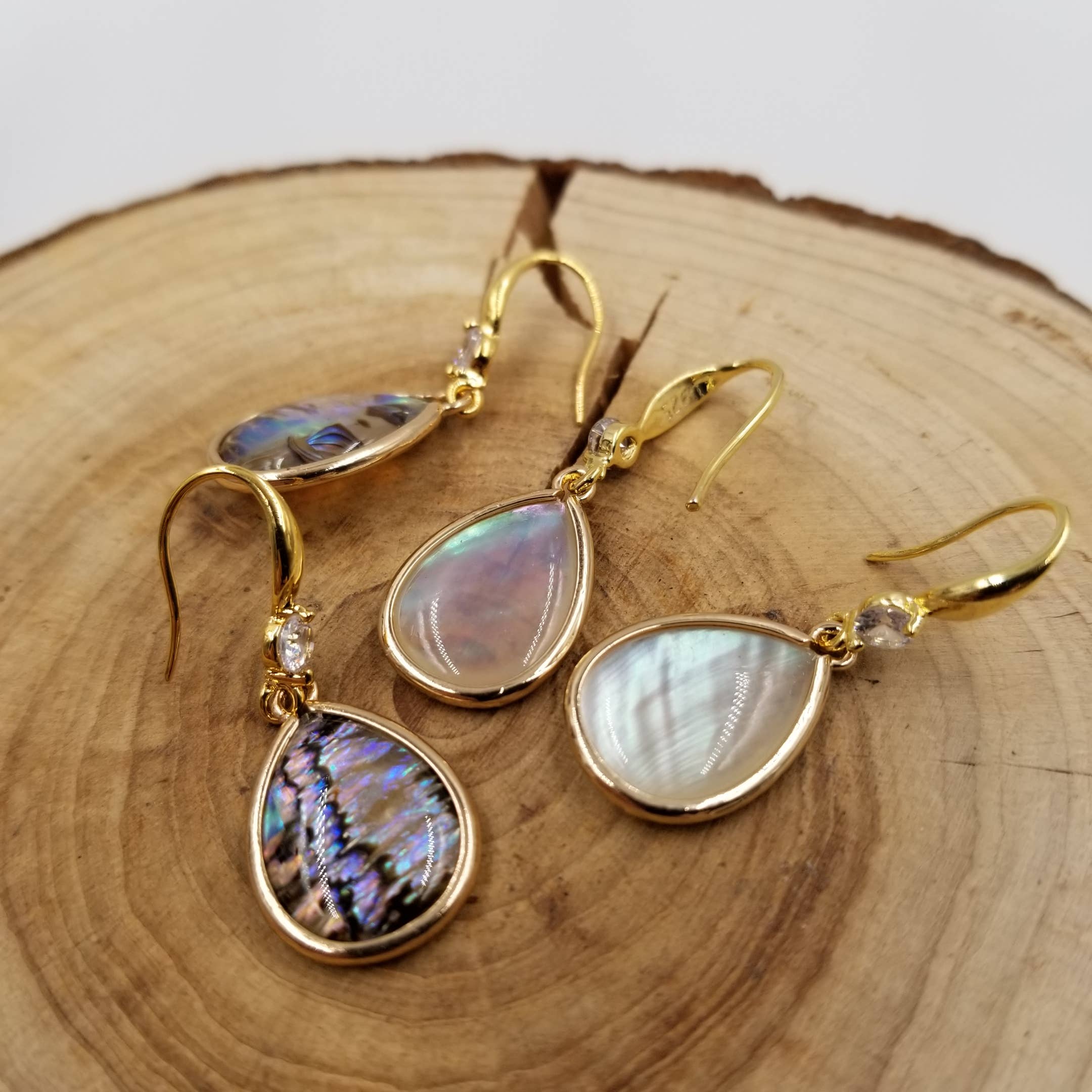 Natural Shell Drop Earrings: White