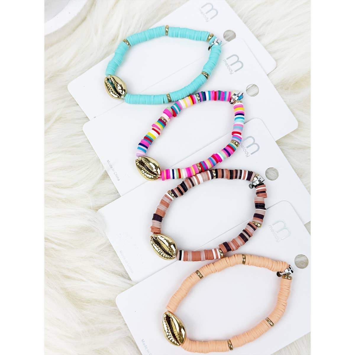 Mixed Color Clay Bead Sea Shell Charm Bracelet: MIX COLOR