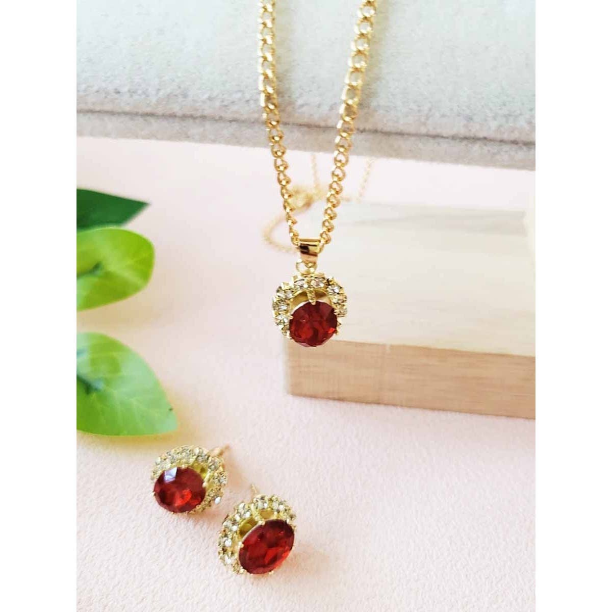Crystal Necklace and Earring Set: Assorted Color